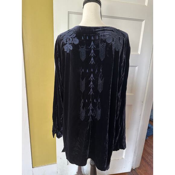 Johnny Was Los Angeles Holland Embroidered Tunic In Navy Blue Velvet 1X - Picture 11 of 15